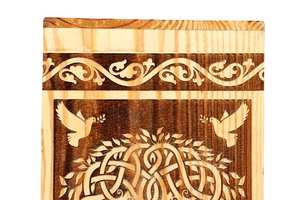 Boîte d'urne en bois fabriquée à la main pour arbre de cendres humaines urne personnalisée à la main grand mémorial pour votre bien-aimé - Product Image 5