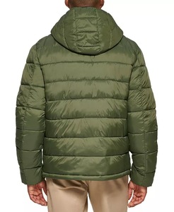 Veste matelassée à capuche pour homme Logo personnalisé haute qualité Veste matelassée à capuche décontractée pour homme Noir brillant Manteau à bulles pour homme - Product Image 3