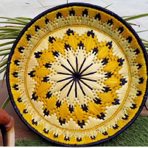 Assiette décorative rose et blanche tissée à la main avec un motif starburst Tenture murale pour la décoration de la chambre Office Party - Product Image 3