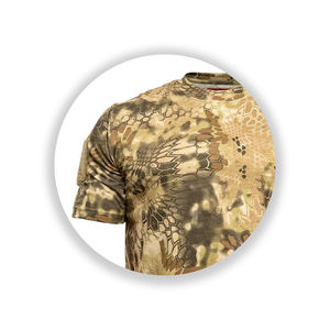 เสื้อเจอร์ซีย์คอกลมกางเกงขาสั้นและกางเกงขาสั้นระบายอากาศน้ำหนักเบาออกแบบโลโก้ได้ตามต้องการสำหรับใส่เล่นฟุตบอล - Product Image 4