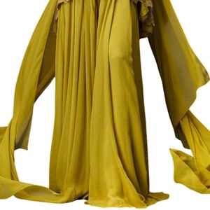 Ensemble Sharara vert citron avec pompon Dupatta pour réception de fête de mariage et occasions et célébrations culturelles traditionnelles - Product Image 3
