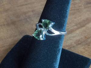 Bague fine en moldavite de qualité musée en argent sterling 2x6mm à mille milliards de facettes Alliance - Product Image 2