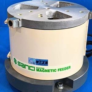 Sanki ชิ้นส่วนขนาดเล็กแบบใหม่ชามป้อนชิ้นส่วนเครื่องเชื่อม220V ลดเสียงรบกวนโรงงานผลิต200kW 1ปี - Product Image 5