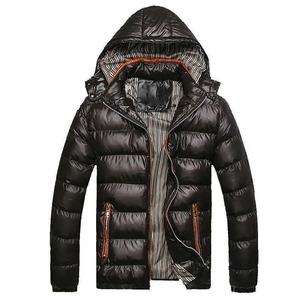 Veste matelassée en toile imperméable à capuche noire personnalisée de grande taille avec rembourrage en fibre de polyester pour l'hiver - Product Image 2