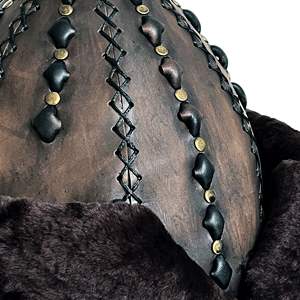 Requin Anatolia Ertugrul Gazi en cuir véritable motif en relief clouté Bork chapeau traditionnel Antique marron 61 cm / 24" - Product Image 5