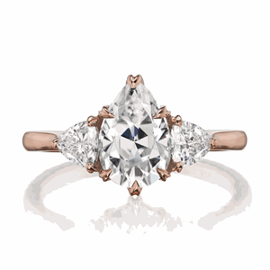 Anillo de Compromiso con Tres Piedras en Forma de Pera para Mujer - Product Image 6