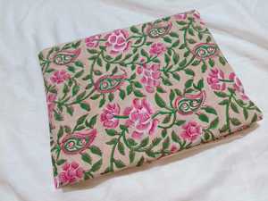 Tela de algodón estampada a mano 100%, diseño indio tradicional, prendas artesanales con muchos colores - Product Image 2