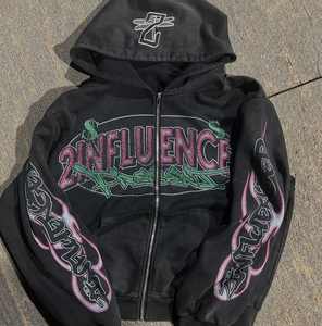 Blouson zippé tendance pour homme, style streetwear vintage, en molleton épais, avec impression DTG, fermeture éclair, en French Terry, délavé à l'acide et effet usé - Product Image 1