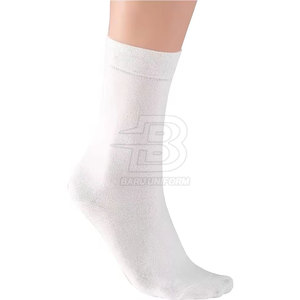 2025 diseño de logotipo personalizado de alta calidad antideslizante de punto calcetines de mujer bajo MOQ calcetines de mujer para venta en línea - Product Image 2