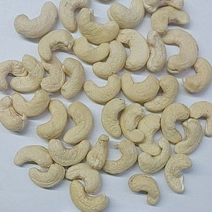 Noix de cajou brutes W240 de qualité supérieure, 100% naturelles et fraîches, marque Nam Tin Phat, cartons de 20 kg, prix de gros, origine Vietnam - Product Image 3