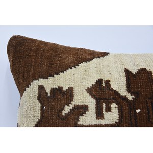 Oreiller patchwork Kilim en laine brune 16x24 pouces Oreiller d'accent floral vintage de luxe Technique tissée avec motif moelleux - Product Image 2