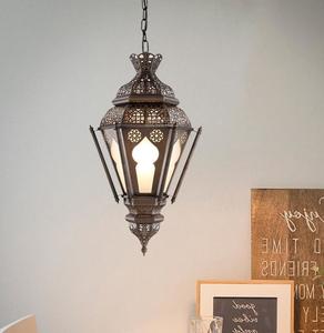 Lanterne suspendue marocaine en fer métallique durable pour l'extérieur avec revêtement résistant à la rouille pour une beauté et un charme durables - Product Image 2