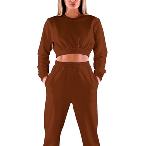 Ensemble de survêtement 2 pièces en molleton de coton pour femme, comprenant un haut court et un haut long à capuche, vente en gros, survêtements de jogging vierges personnalisables - Product Image 1