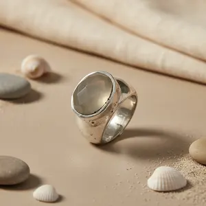 Bague en argent 925 avec pierre précieuse en calcédoine pour femmes, fabrication artisanale, délicate, élégante, bijoux fins, plaqué rhodium - Product Image 1