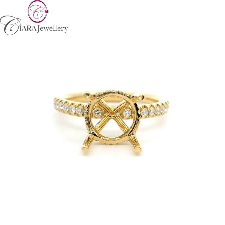 สีเหลืองทอง