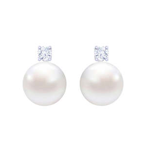Pendientes de Perlas Clásicos de Plata de Ley 92.5 con Circonita Suiza Clara, Regalo para Mujeres y Niñas - Product Image 1