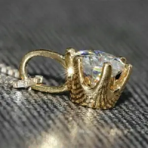 Colgante Minimalista de Plata 925 con Moissanita Redonda de 2 Quilates para Mujer, con Cadena de Eslabones, Ideal para Fiestas, Regalos y Aniversarios - Product Image 6