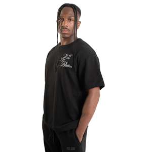 T-shirt noir surdimensionné pour homme, 280 GSM, coton biologique, épaules tombantes, streetwear, avec logo signature sur la poitrine - Product Image 3