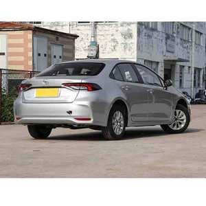 Hunter 2024 Edición Warrior Pilot, Motor Dual, Tracción en las Cuatro Ruedas, Semiautomático, Asientos de Cuero Oscuro 360, Techo Panorámico Extra Largo - Product Image 4