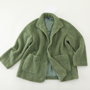 บริการ OEM เสื้อโค้ทขนสัตว์คุณภาพสูง มีทุกขนาดและทุกสี MOQ ต่ำ ราคาสมเหตุสมผล สวมใส่ง่าย ดูหรูหรา - Product Image 2