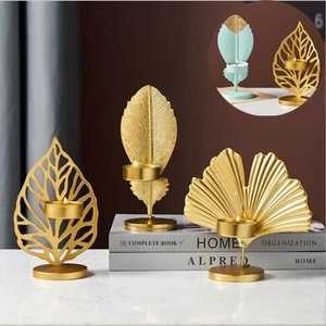 Portavelas de Metal de Primera Calidad con Aspecto de Lujo y Acabado Dorado, Perfecto para una Elegancia Duradera y un Uso Seguro de las Velas - Product Image 2