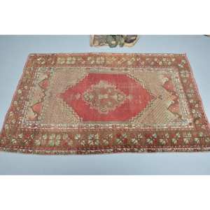 Vintage Turkish Wool <b>Rug</b> 3.2x4.9ft Large Area Traditional Red Beige Patchwork Design 10mm <b>Thickness</b> Latex Backing for Hallway - Product Image 3