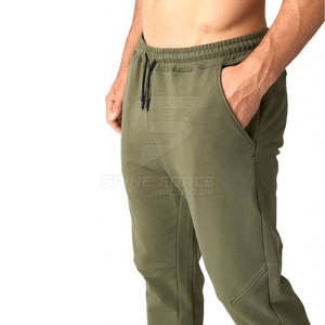 กางเกงวอร์มของผู้ชายออกแบบลายตรงลำลองน้ำหนักเบามีสไตล์เป็นเอกลักษณ์พร้อมโลโก้ - Product Image 3