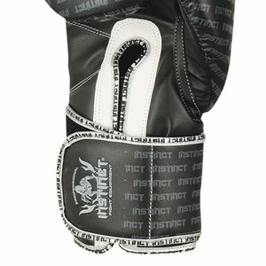 Guantes de boxeo de piel sintética PU con logotipo personalizado, guantes de entrenamiento de boxeo profesional con dedos completos, que absorben la humedad, para adultos - Product Image 6