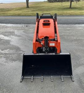 KUBOTA SCL1000 <b>STAND</b>-ON COMPACT MINI SKID <b>STEER</b> LOADER - Product Image 3