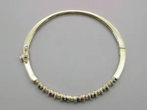 Bracelet jonc en argent sterling 925 avec moissanite ronde taille brillant vintage pour femme, plaqué or, cadeau de mariage et de fête - Product Image 4