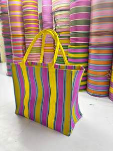 กระเป๋าผ้าไนลอนลายทางรีไซเคิลเป็นมิตรกับสิ่งแวดล้อมทนทานมีซิปปิดโลโก้ออกแบบได้ตามต้องการ - Product Image 2