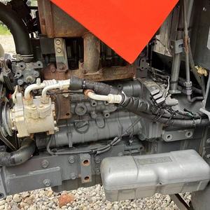 Tractor Agrícola M704 de Segunda Mano en Perfecto Estado, Motor y Caja de Cambios de 70HP - Product Image 3