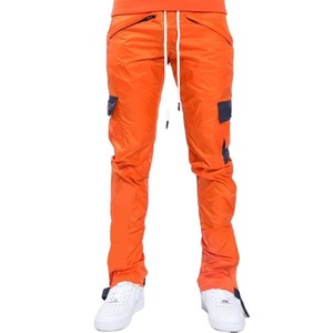 Pantalon de jogging en coton pour hommes, taille haute, jambes évasées multi-poches, logo personnalisé, inspiré du streetwear, vente en gros - Product Image 4