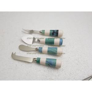 ชุดช้อนส้อมมีดที่มีด้ามจับเรซินดีไซน์ใหม่ชุดเครื่องใช้บนโต๊ะอาหารโลหะ - Product Image 3