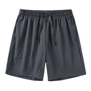กางเกงขาสั้นผ้าฝ้ายโพลีเอสเตอร์สำหรับผู้ชายกางเกงขาสั้นสำหรับฟิตเนสวิ่งออกกำลังกายในยิมดีไซน์ใหม่ - Product Image 2