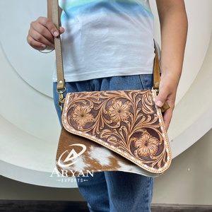 2025 à la mode à la mode grande capacité léger polyvalent usiné à la main en cuir de vachette véritable femmes Simple bandoulière sac à main - Product Image 1