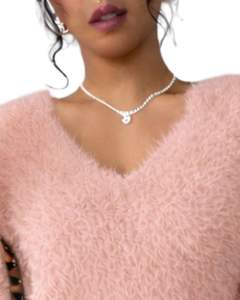 Robe pull en tricot moelleux rose blush personnalisée pour femmes, col en V, manches longues, douce, en peluche, chaude pour l'hiver, mode, OEM, vente en gros, fabrication sur mesure - Product Image 4