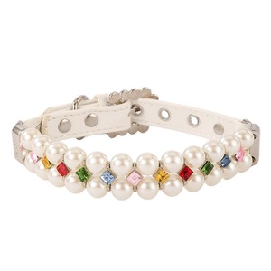 Collar de perlas de lujo para mascotas para gatos y perros pequeños | Collar de cristal de cuero PU ajustable | Fábrica de accesorios para mascotas ostentosa de moda - Product Image 1
