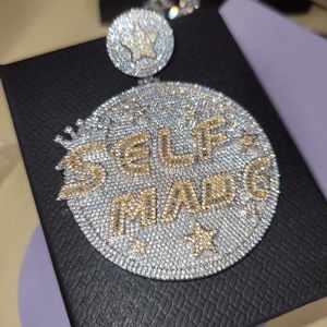 Pendentif disque en argent 925 micro pavé avec plaqué or Big Circle Self Made Letters Charm Iced out Hip Hop Jewelry for Men - Product Image 1