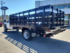 Ford F-550 d'occasion Super Duty 4X4 2-Dr Regular Cab 145.3-205.3 In. WB Truck Van Turbo Engine Intérieur sombre Bon état Prix bas - Product Image 4