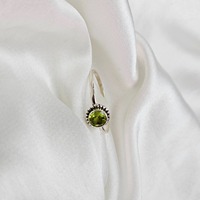 Bague de Fiançailles en Argent Sterling 925 Fin et Léger avec Pierre Précieuse Péridot Verte pour Femme, Sertissage Clos Élégant, Cadeau de Mariage – Vente en Gros