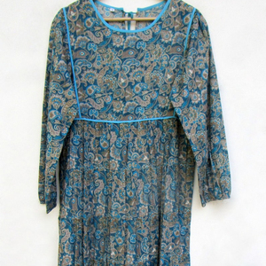 Top vente Designer à la recherche coton tissu confortable dames femmes décontracté impression Maxi robes dans Unique à la mode Style ensemble - Product Image 1