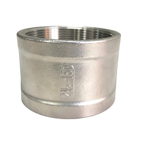 Conector de Acero Inoxidable de 1 Pulgada para Tuberías, Roscado y con Banda, SS304, para Plomería, Gas, HVAC y Uso Industrial, Vietnam - Product Image 1