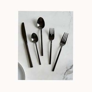 Ensemble de couverts de luxe en acier inoxydable avec long manche rectangulaire au fini noir brillant avec ensemble de couverts royaux - Product Image 1