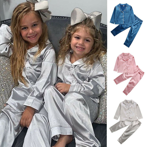 OEM personalizado niño bebé niña seda satén trajes pijamas manga larga sólido Botón-abajo pijamas satén conjunto niño ropa de dormir - Product Image 4