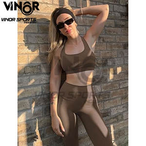 Conjuntos de entrenamiento para mujer, conjuntos de Yoga para gimnasio de 2 piezas, Sujetador deportivo con espalda cruzada, mallas de cintura alta, diseño de estampado hueco transpirable - Product Image 4