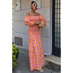 Vestido con Escote Estilo Madonna 2746 con Detalle de Gipe, Cintura Natural, Diseño Transpirable - Product Image 2