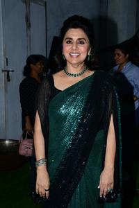 Diseñador de Bollywood Heavy Double Sequence Work Elegante traje Sari elegante para damas Funciones de boda y fiesta a los mejores precios - Product Image 4