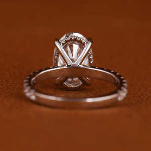 Bague de fiançailles en diamant taillé ovale en laboratoire plaqué or massif certifié IGI 14KT à la mode pavé réglage certificat de bijoux fins - Product Image 3