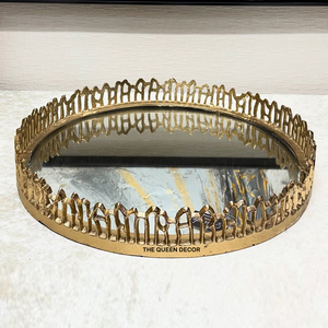 Plateau de service rond fait main de style arabe personnalisé finition or antique plateau décoratif en métal réutilisable de haute qualité - Product Image 1